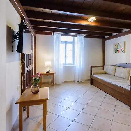 Astraea Appartement Hydra (Saronic Islands)