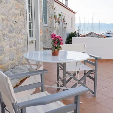 Astraea * Hydra (Saronic Islands)